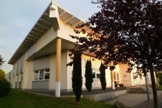 Familienzentrum von vorne