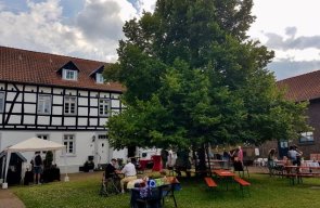 Blick in den Innenhof des Schmitzhofes. (Foto: ppl)