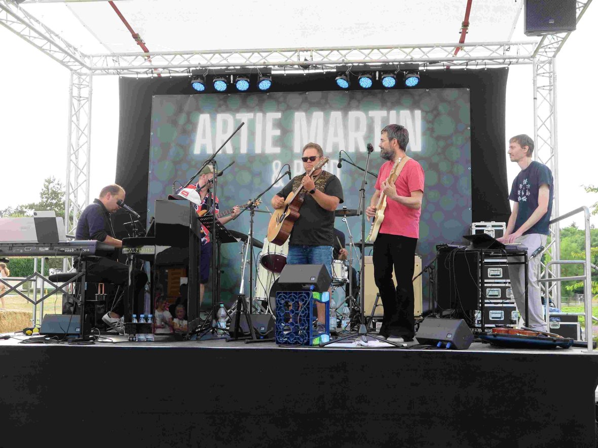 Artie Martin & Band. (Foto: Gemeinde Wachtberg/mm)