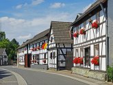 Fachwerkhäuser in Pech (Foto: Heinz Contzen) Fachwerkhäuser in Pech